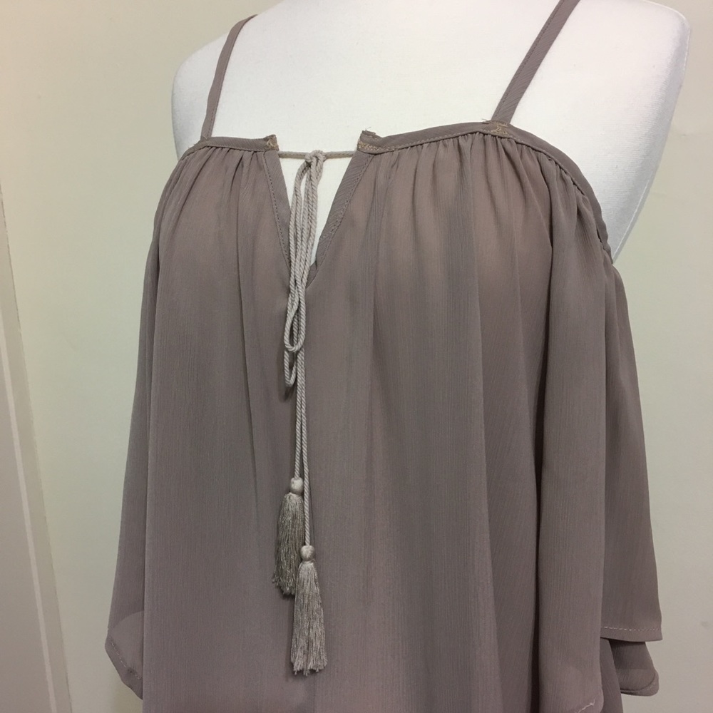 Tassel Tie Front Split V Neck Flowy Mocha Butterfly Blouse - Picture 8 of 8
